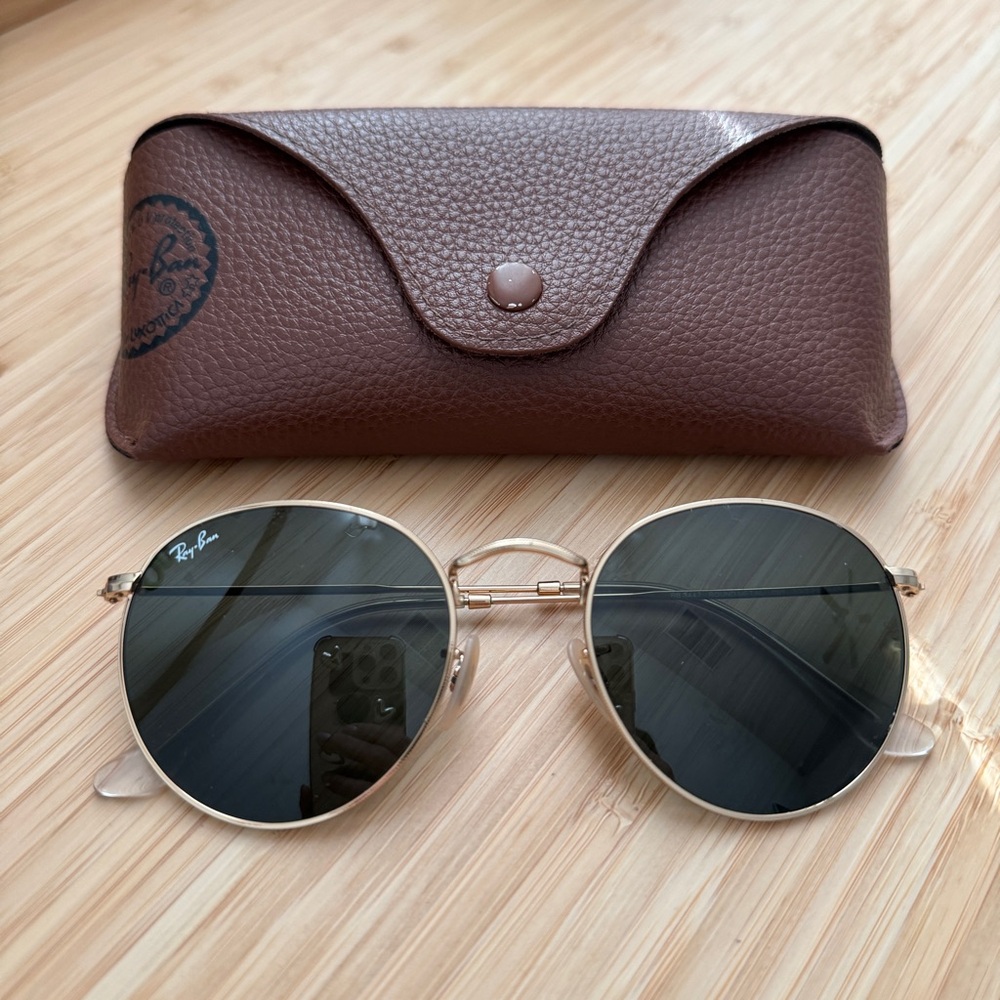 Ray-Ban RB3447 Round Gold and Black Sunglasses